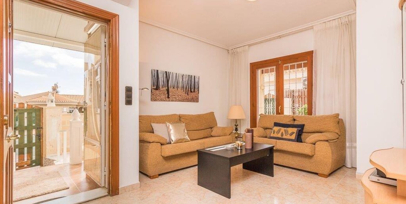 Resale - Villa -
Orihuela Costa - La Zenia- Orihuela costa