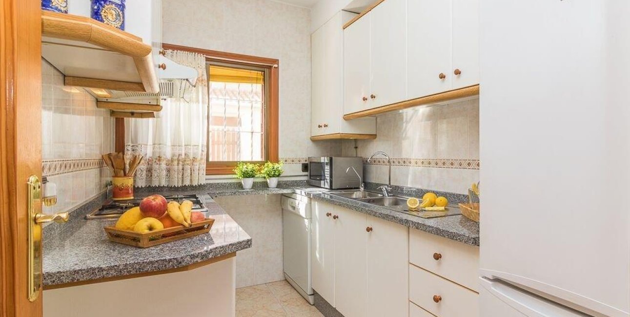 Resale - Villa -
Orihuela Costa - La Zenia- Orihuela costa