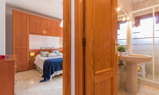 Resale - Villa -
Orihuela Costa - La Zenia- Orihuela costa