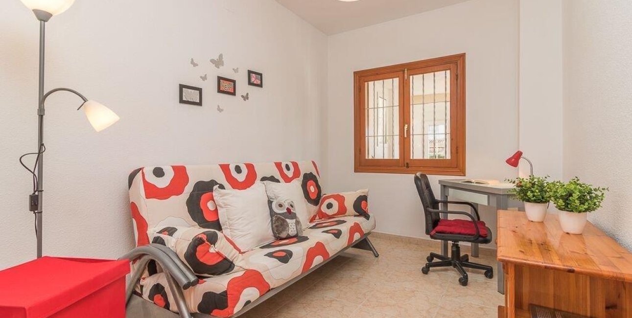 Resale - Villa -
Orihuela Costa - La Zenia- Orihuela costa