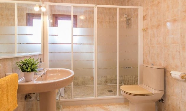 Resale - Villa -
Orihuela Costa - La Zenia- Orihuela costa