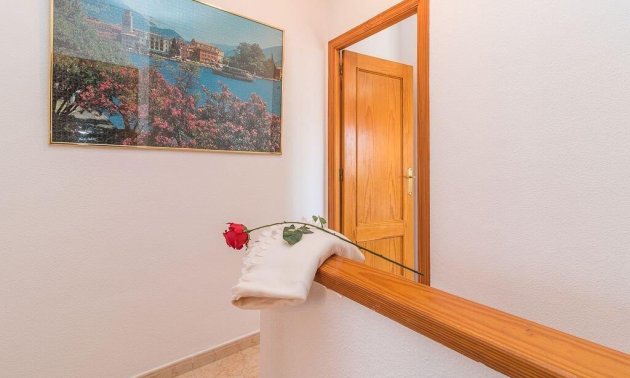 Resale - Villa -
Orihuela Costa - La Zenia- Orihuela costa