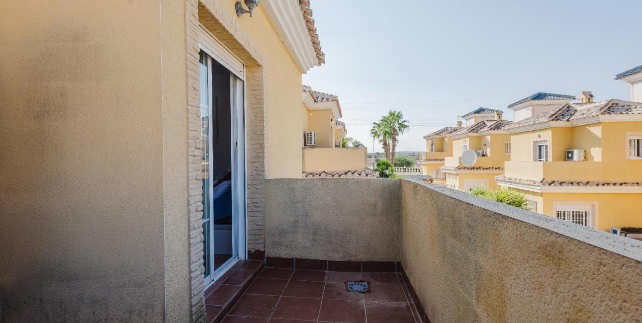 Reventa - Villa -
Algorfa - LO CRISPIN