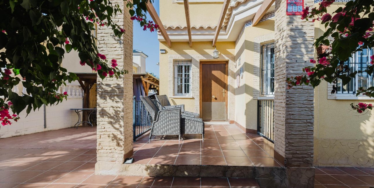 Reventa - Villa -
Algorfa - LO CRISPIN