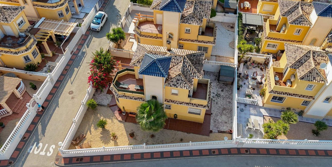 Reventa - Villa -
Algorfa - LO CRISPIN