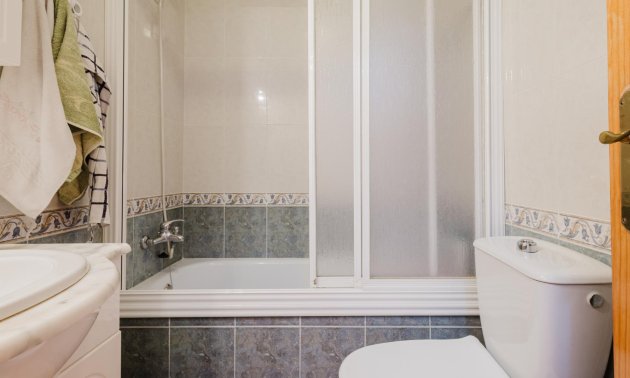 Reventa - Apartamento / piso -
Torrevieja - Parque de las Naciones