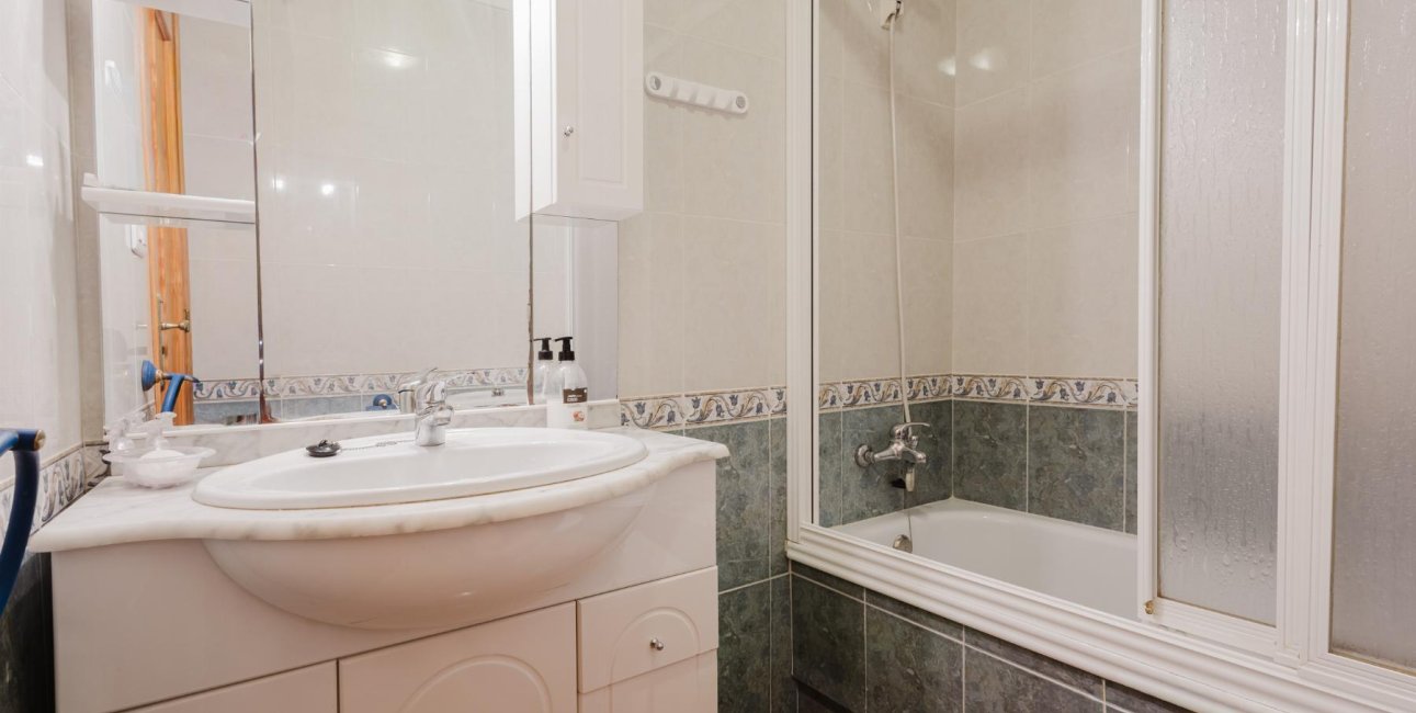 Reventa - Apartamento / piso -
Torrevieja - Parque de las Naciones