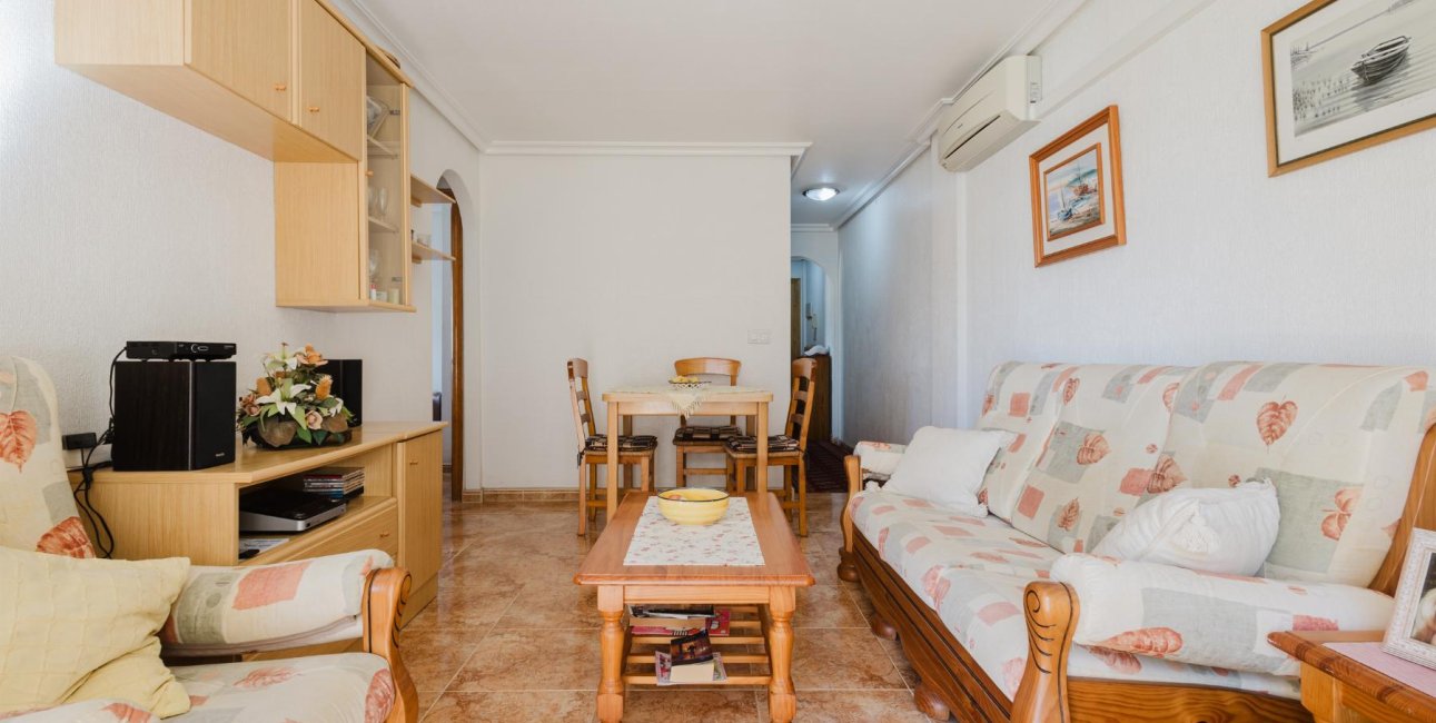 Reventa - Apartamento / piso -
Torrevieja - Parque de las Naciones