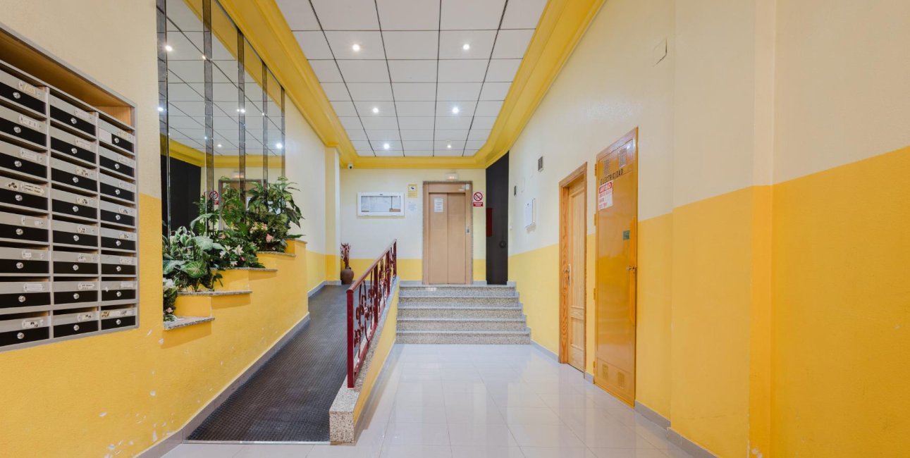 Reventa - Apartamento / piso -
Torrevieja - Parque de las Naciones