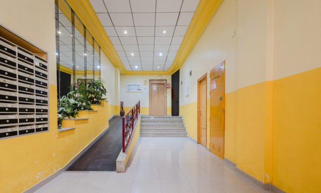 Reventa - Apartamento / piso -
Torrevieja - Parque de las Naciones