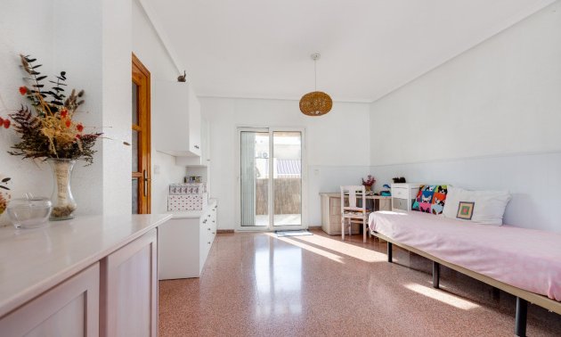 Reventa - Apartamento / piso -
Torrevieja - Parque de las Naciones