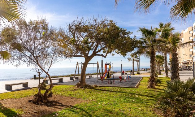 Reventa - Apartamento / piso -
Torrevieja - Parque de las Naciones