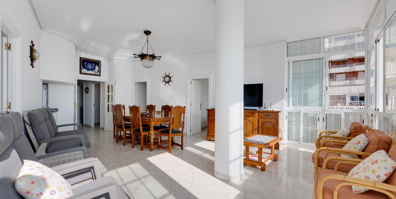 Reventa - Apartamento / piso -
Torrevieja - Acequion