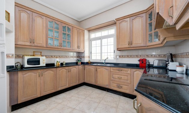 Reventa - Apartamento / piso -
Torrevieja - Acequion