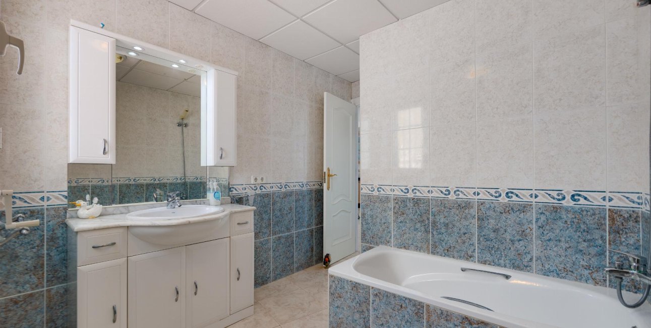 Reventa - Apartamento / piso -
Torrevieja - Acequion