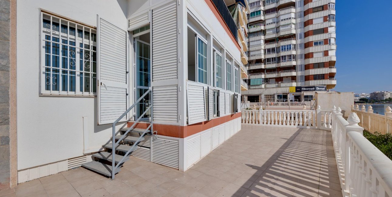 Reventa - Apartamento / piso -
Torrevieja - Acequion