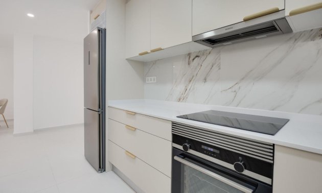 Reventa - Apartamento / piso -
Torrevieja - Playa de los Naufragos