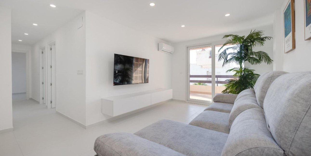 Reventa - Apartamento / piso -
Torrevieja - Playa de los Naufragos