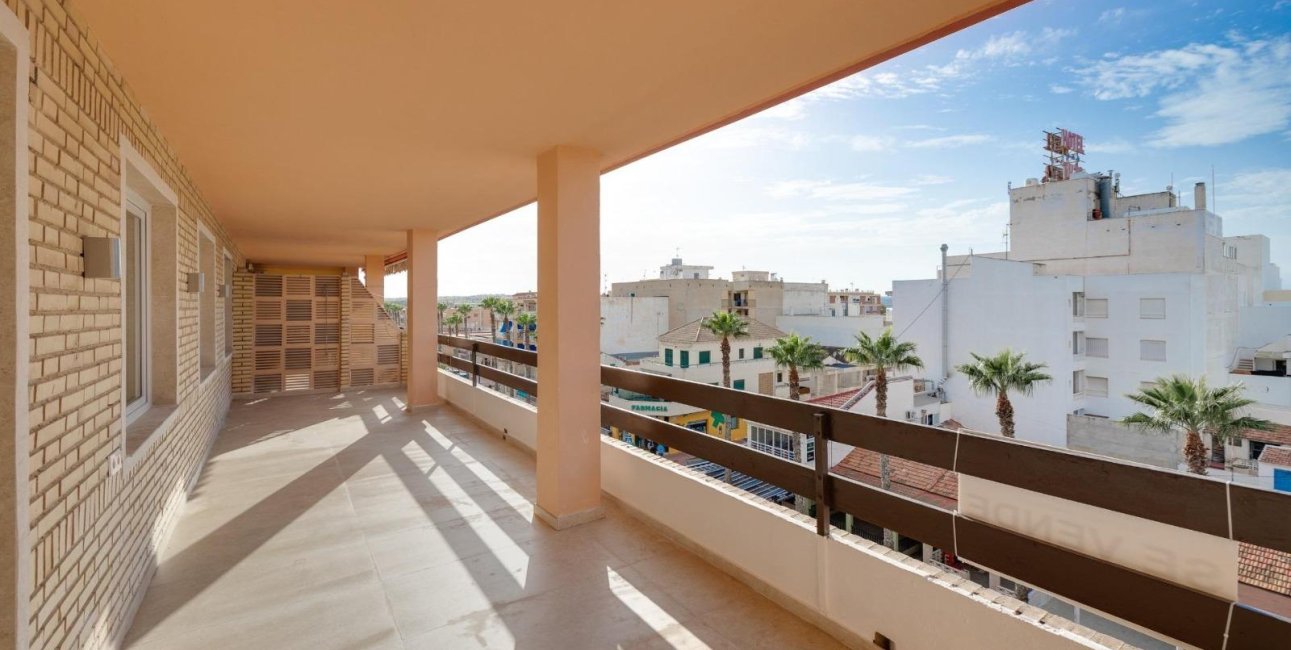 Reventa - Apartamento / piso -
Torrevieja - Playa de los Naufragos