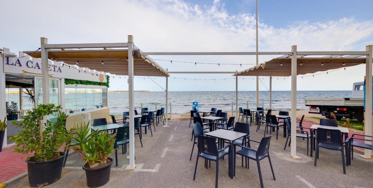 Reventa - Apartamento / piso -
Torrevieja - Playa de los Naufragos