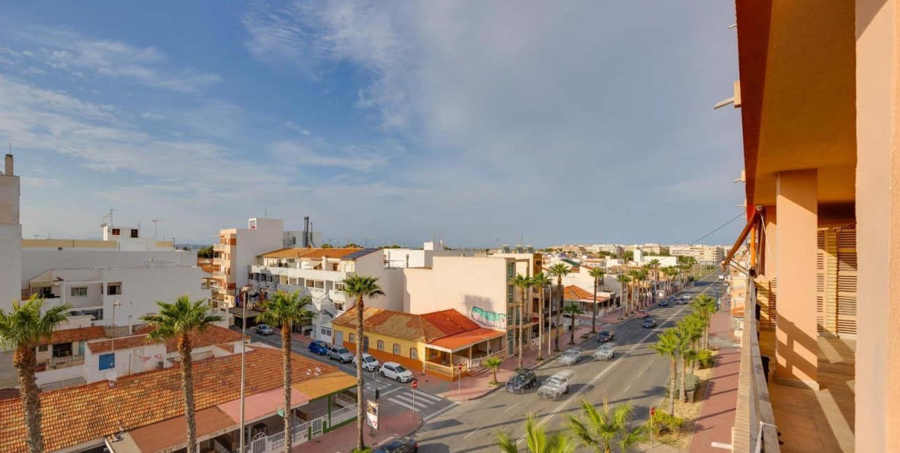 Reventa - Apartamento / piso -
Torrevieja - Playa de los Naufragos