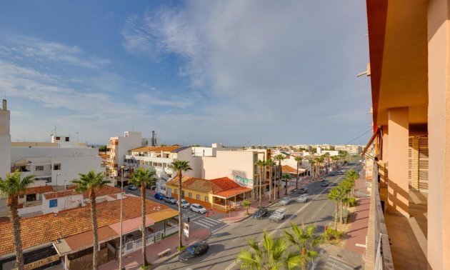 Reventa - Apartamento / piso -
Torrevieja - Playa de los Naufragos