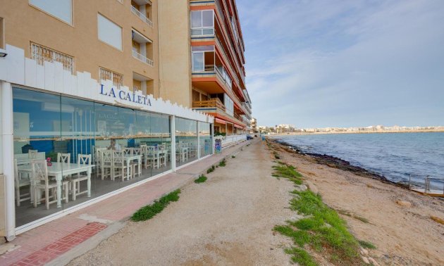 Reventa - Apartamento / piso -
Torrevieja - Playa de los Naufragos