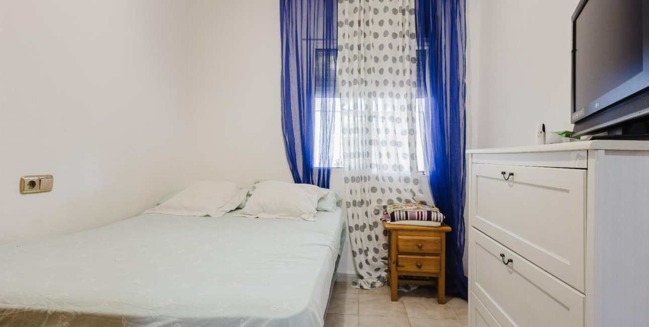 Resale - Villa -
Torrevieja - Torretas  - La Siesta - El Limonar