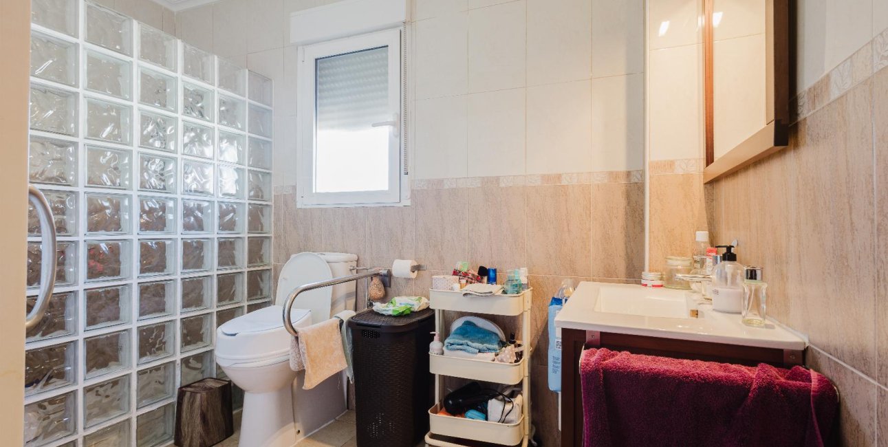 Resale - Villa -
Torrevieja - Torretas  - La Siesta - El Limonar