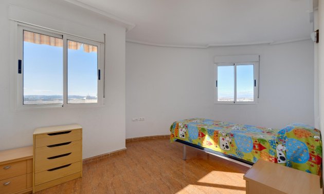 Resale - Apartment / flat -
Torrevieja - Parque de las Naciones