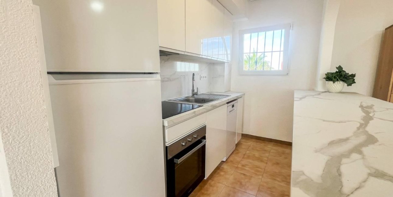 Reventa - Apartamento / piso -
Torrevieja - Punta prima
