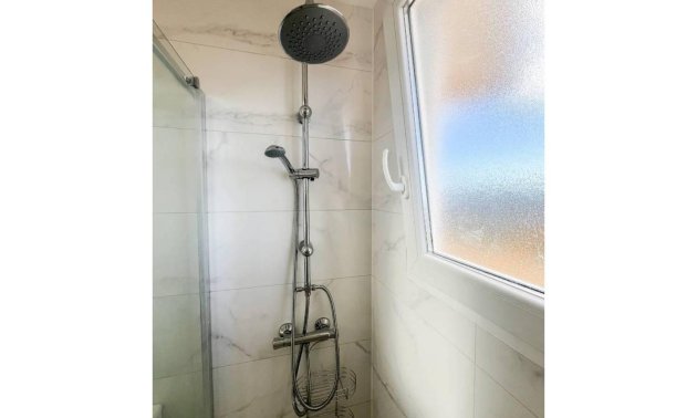 Reventa - Apartamento / piso -
Torrevieja - Punta prima