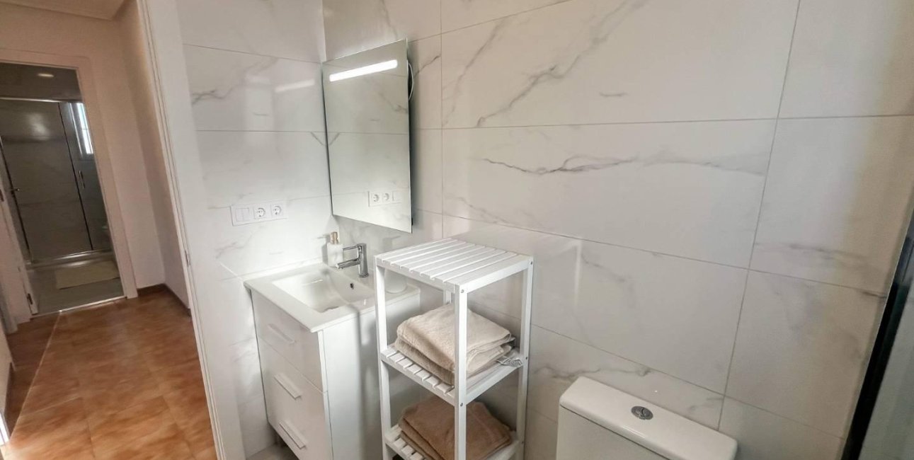 Reventa - Apartamento / piso -
Torrevieja - Punta prima