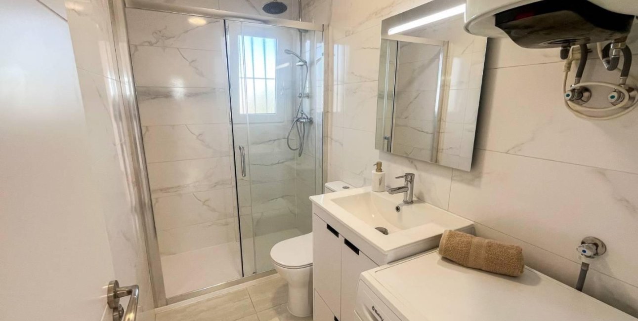 Reventa - Apartamento / piso -
Torrevieja - Punta prima