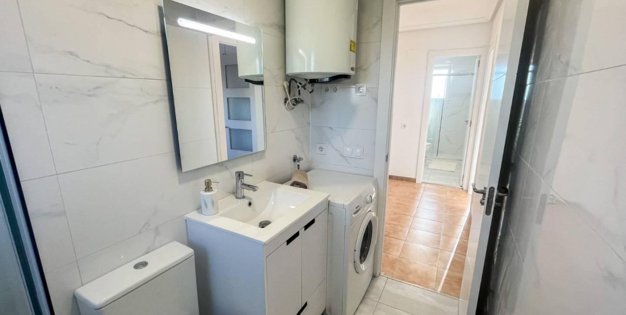 Reventa - Apartamento / piso -
Torrevieja - Punta prima