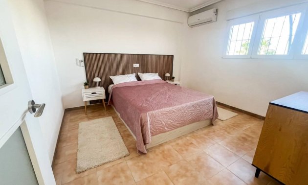 Reventa - Apartamento / piso -
Torrevieja - Punta prima