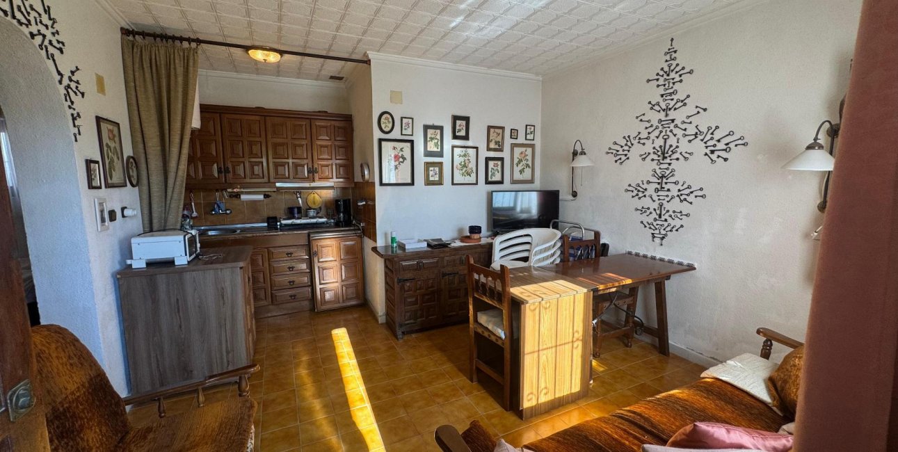 Resale - Bungalow -
Torrevieja - Torretas  - La Siesta - El Limonar