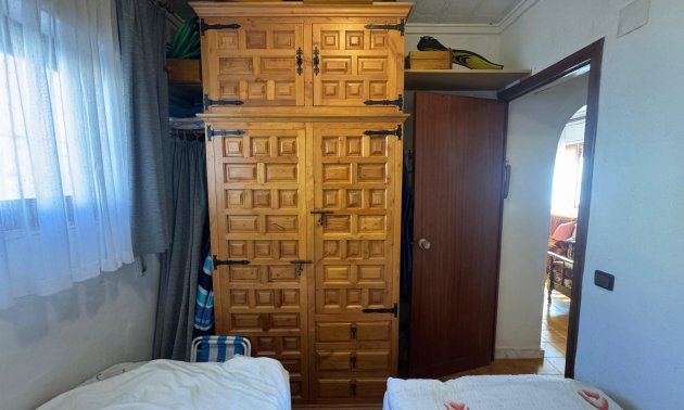 Resale - Bungalow -
Torrevieja - Torretas  - La Siesta - El Limonar