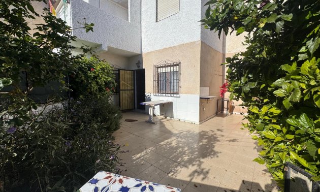 Resale - Bungalow -
Torrevieja - Torretas  - La Siesta - El Limonar