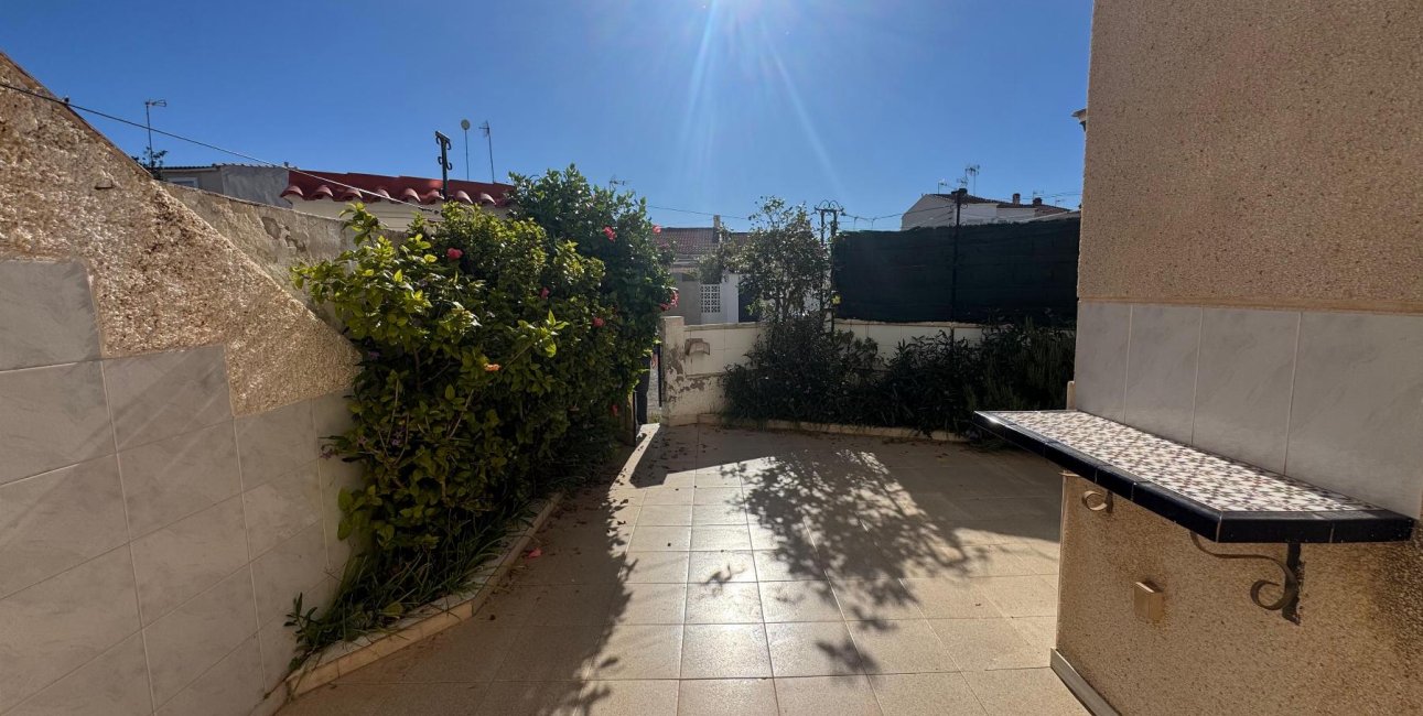 Resale - Bungalow -
Torrevieja - Torretas  - La Siesta - El Limonar