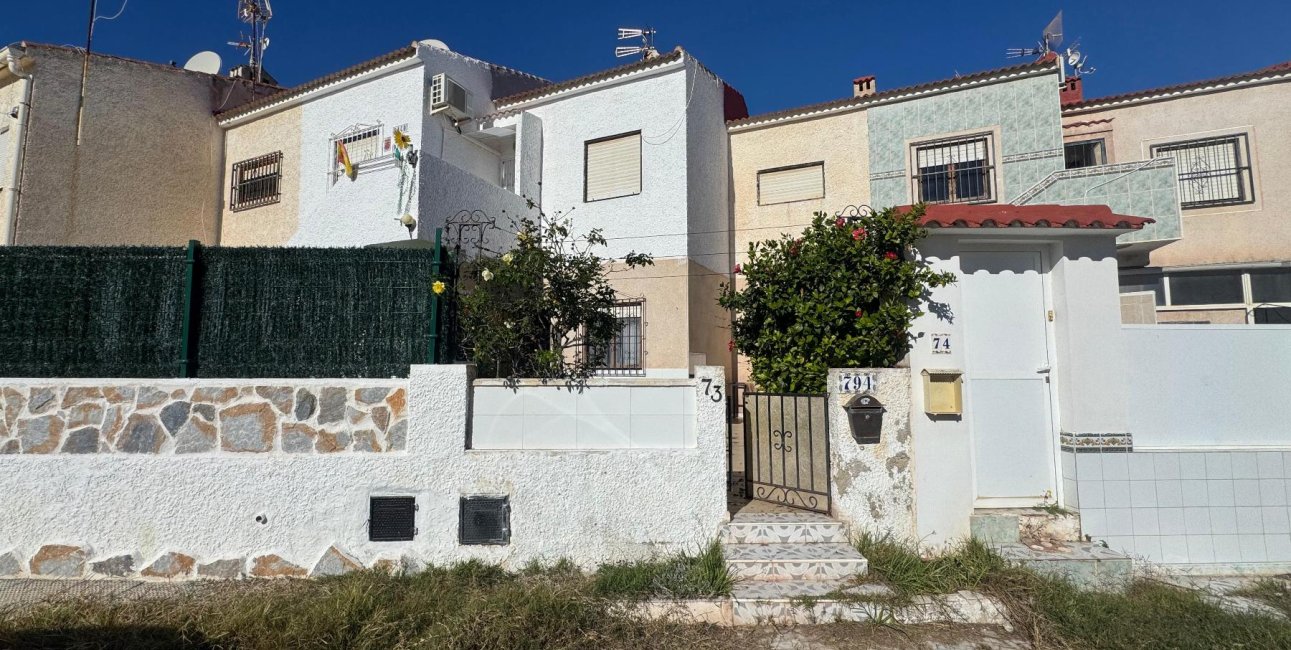 Resale - Bungalow -
Torrevieja - Torretas  - La Siesta - El Limonar
