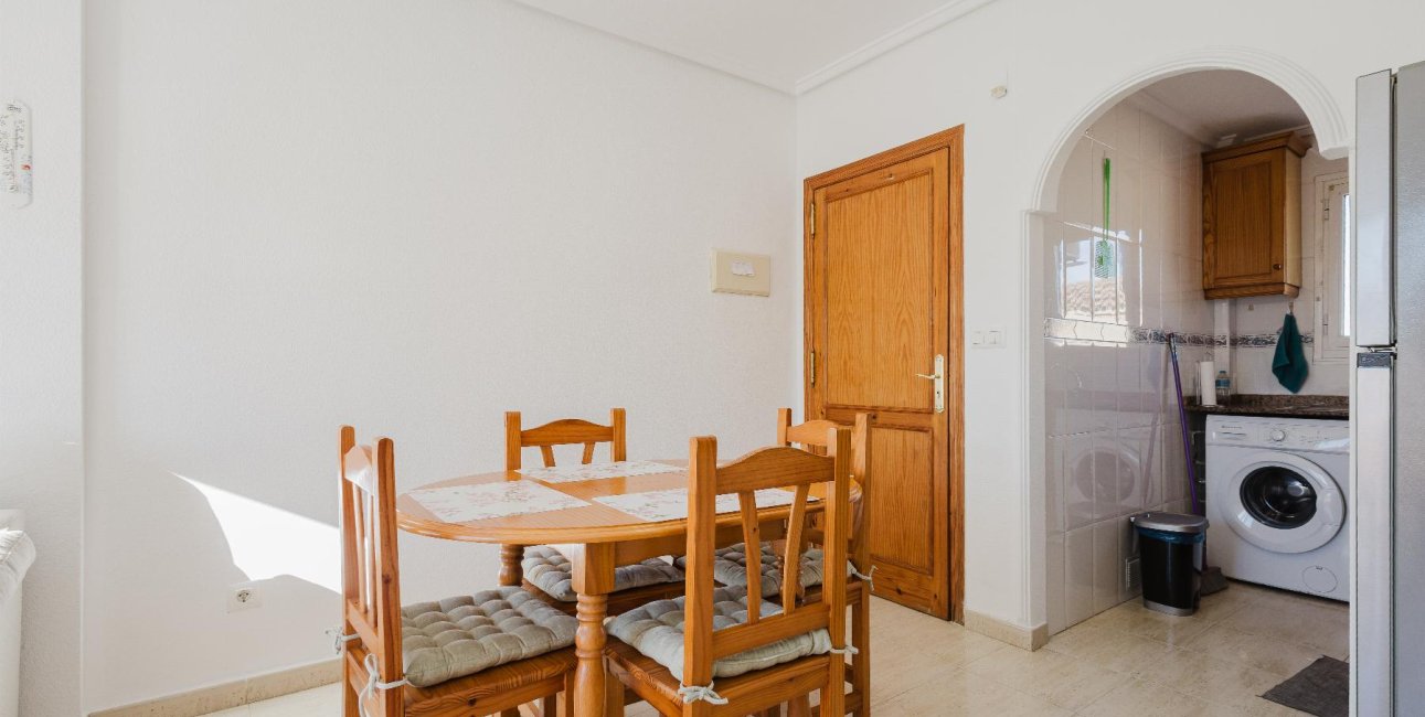 Resale - Bungalow -
Torrevieja - Parque de las Naciones