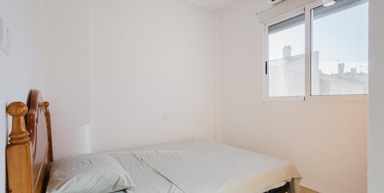 Resale - Bungalow -
Torrevieja - Parque de las Naciones