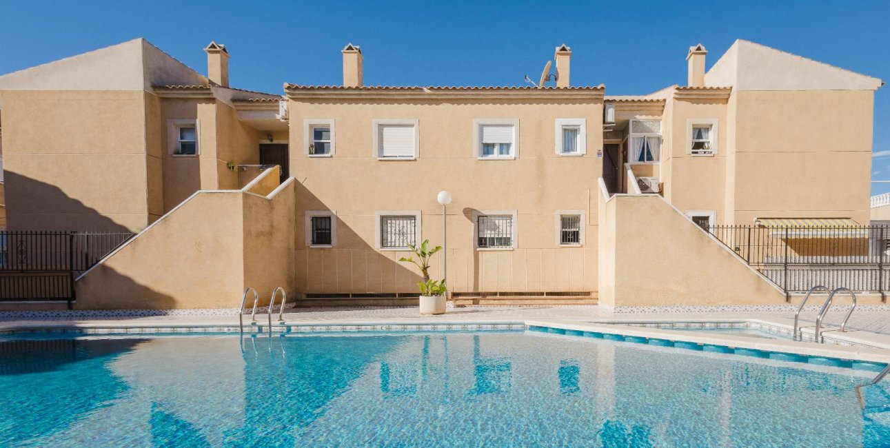 Resale - Bungalow -
Torrevieja - Parque de las Naciones