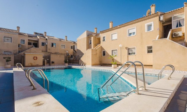 Resale - Bungalow -
Torrevieja - Parque de las Naciones