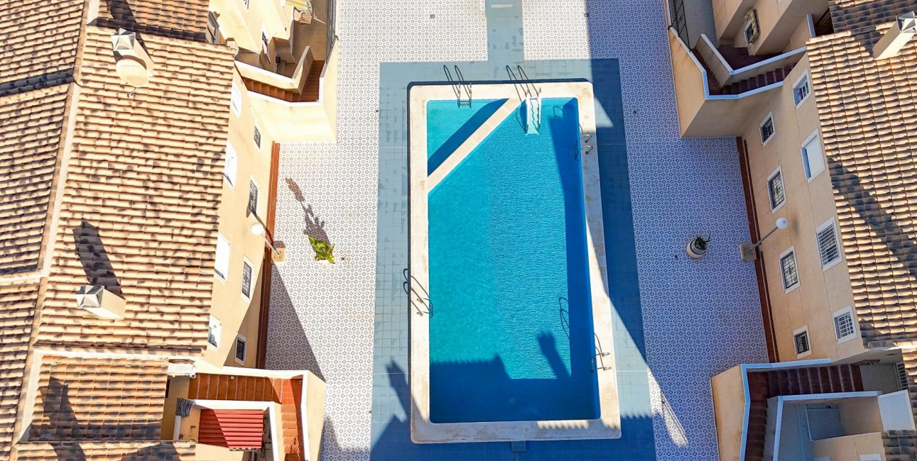 Resale - Bungalow -
Torrevieja - Parque de las Naciones