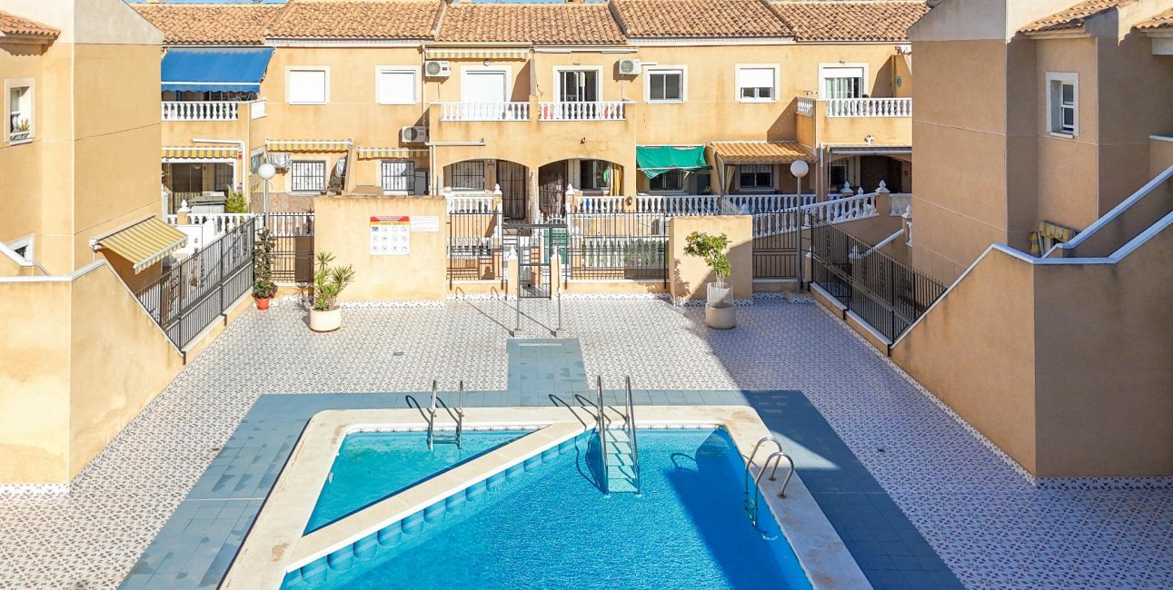 Resale - Bungalow -
Torrevieja - Parque de las Naciones