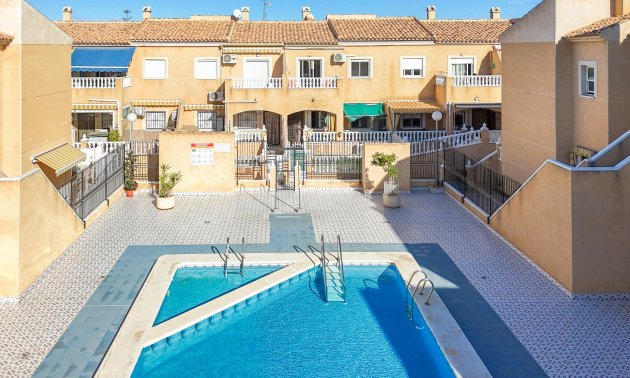 Resale - Bungalow -
Torrevieja - Parque de las Naciones