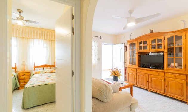 Long Term Rental - Apartment / flat -
Orihuela Costa - Playa Flamenca