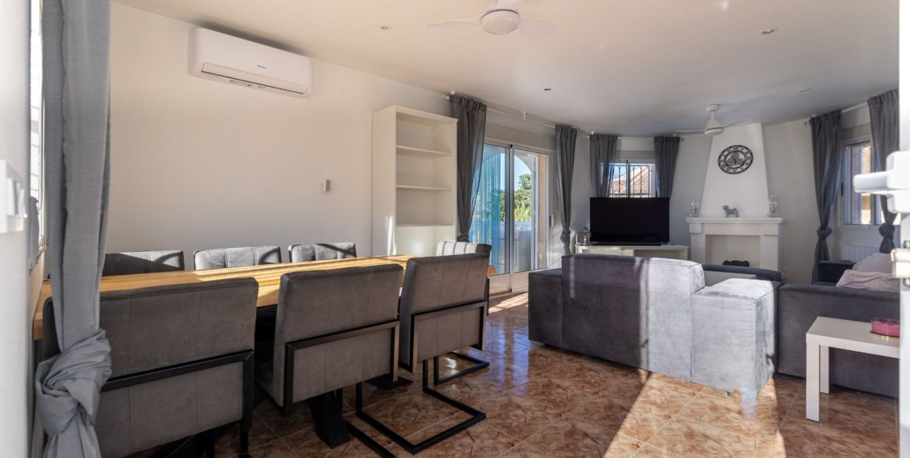 Resale - Villa -
Benimar - Benimar I